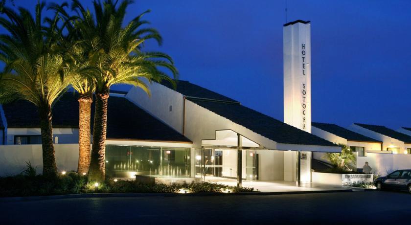 Hotel Encinar De Sotogrande Bagian luar foto