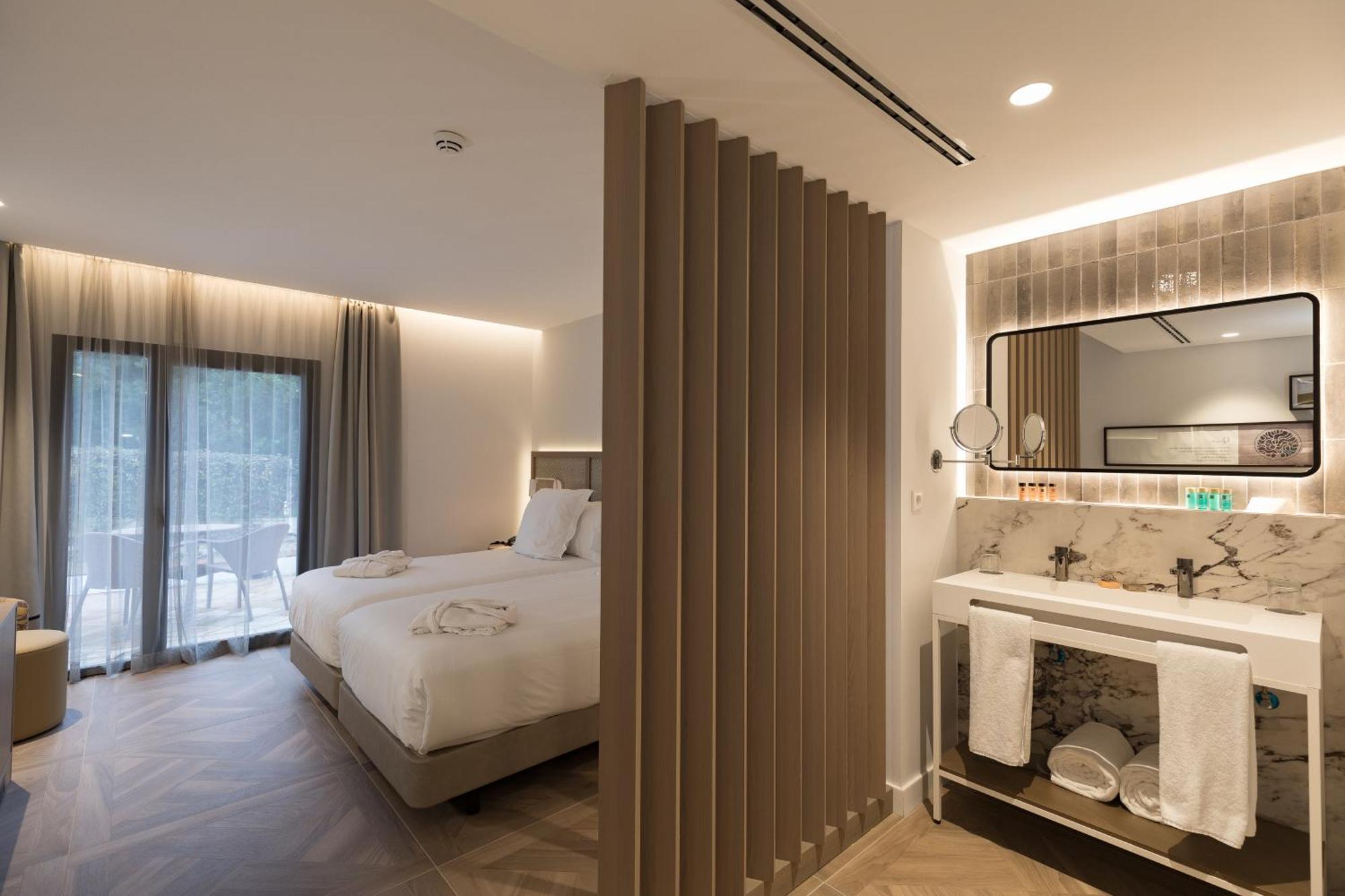 Hotel Encinar De Sotogrande Bagian luar foto